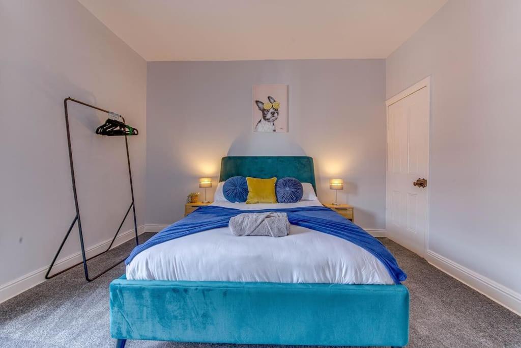Glasswing Stays Liquorice Lodge Castleford Εξωτερικό φωτογραφία